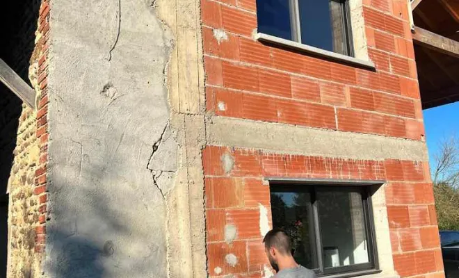 Bardage d'une ancienne façade de maison à Mirande, Auch, Façade Festi-Max